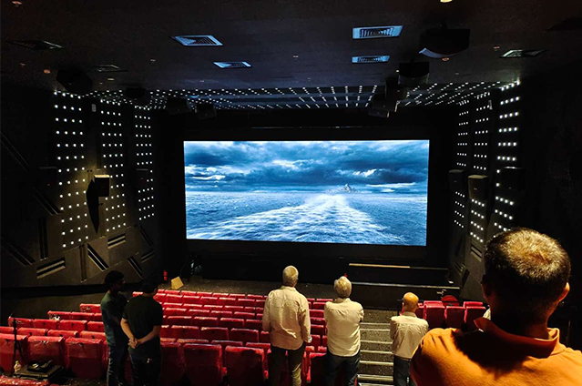 India Hyderabad LED Cinema